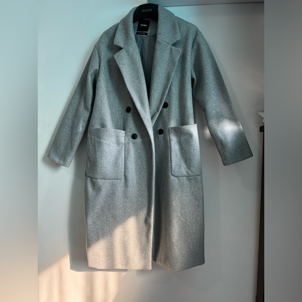 Pull&Bear trench bought ‎in Istanbul, great quality. Really good condition